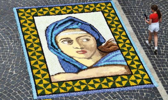 Genazzano: Domenica 7 luglio  torna la magia dell’Infiorata  con la Processione del Sacro Cuore