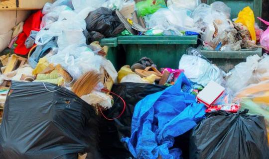 A Fiumicino vigili in borghese anti abbandono rifiuti
