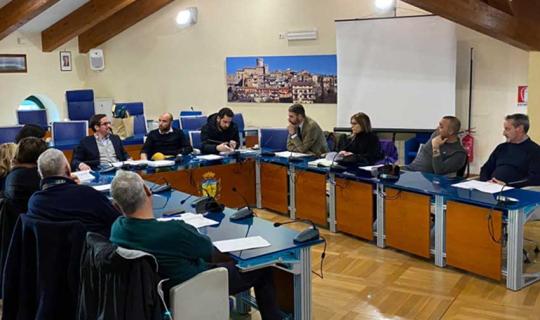 Discarica Magliano Romano: la Conferenza dei Sindaci dell’Area Tiberina Flaminia Cassia si costituisce in giudizio contro la Regione Lazio “Consiglio Regionale e Regione Lazio, l’uno dice STOP l’altra dice VIA, ma qui nessuno di noi sta giocando”